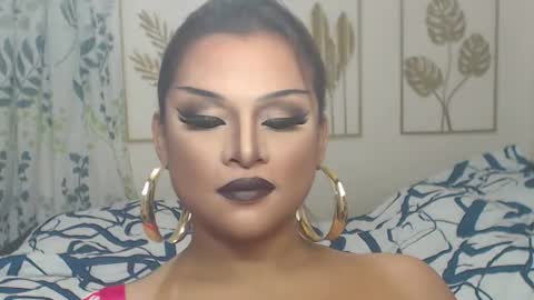 Snapshot of yourtrannyqueenxxx chatting on July 14, 10:37 pm Anastacia Grey online show from July 14, 10:37 pm