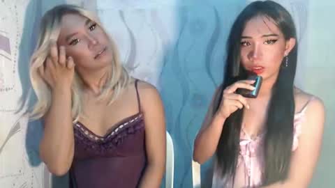 yourwife_material99 online show from April 19, 4:39 pm