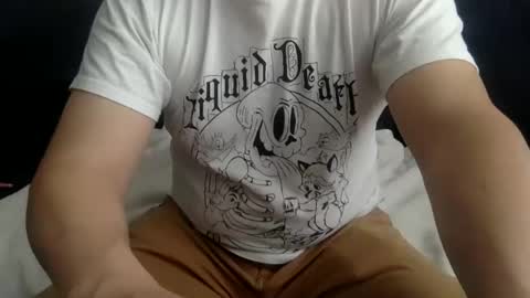 Snapshot of yque2 chatting on February 25, 10:08 pm yque online show from February 25, 10:08 pm