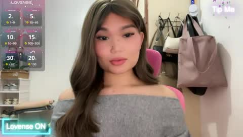 Snapshot of yrdrmgrl_jennie26 chatting on July 11, 7:49 pm yrdrmgrl_jennie26 online show from July 11, 7:49 pm