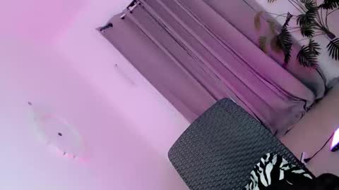 ysabella_love69 online show from November 24, 11:10 am