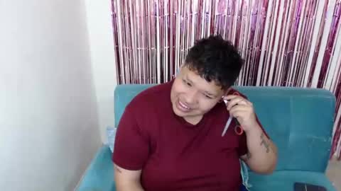 yul and val couple online show from January 16, 12:42 pm