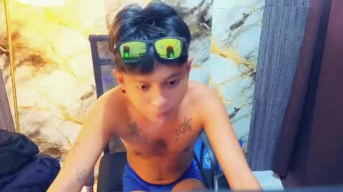 yulia_lipps online show from May 31, 5:37 am