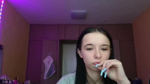 Yuliia online show from April 8, 6:46 am