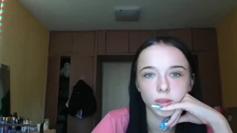 Yuliia online show from June 4, 7:47 am