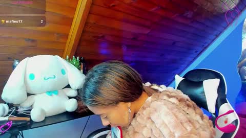 yumi_hanna online show from January 7, 12:24 am