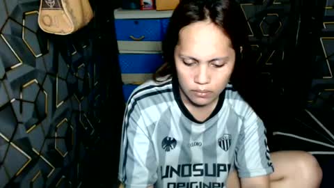 Snapshot of yumi_white chatting on June 17, 8:28 am yumi online show from June 17, 8:28 am