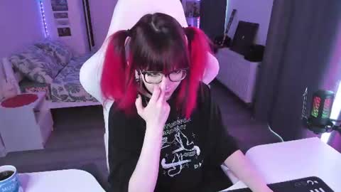 Yumi 3 online show from July 19, 11:14 am