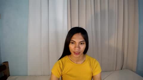 CALL ME YUMLEXX online show from June 30, 9:32 am