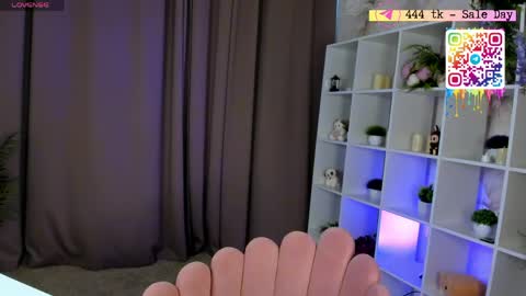Snapshot of yummy_lamii chatting on May 28, 3:37 am Cindey online show from May 28, 3:37 am