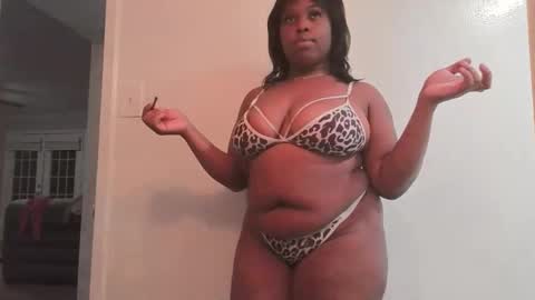 yummycookiie online show from May 24, 2:27 am