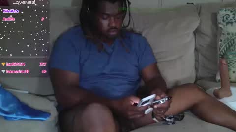 Snapshot of yungbbcbro chatting on May 12, 6:21 am Octavian online show from May 12, 6:21 am