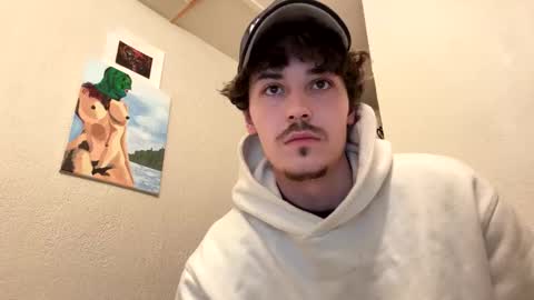 yungstudbev online show from December 15, 10:47 pm