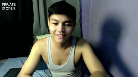 Snapshot of yuri_nation chatting on December 4, 1:58 am yuri nation online show from December 4, 1:58 am