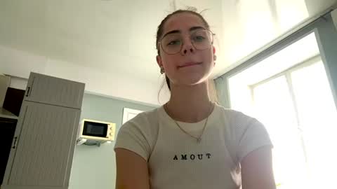 Lina online show from May 30, 7:05 am