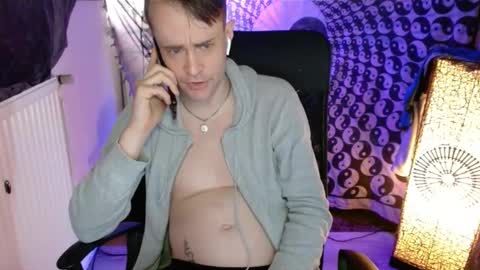   online show from November 17, 1:39 pm