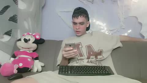 ZACARIAS online show from October 28, 3:32 am