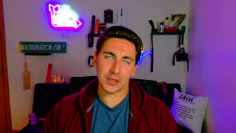 Snapshot of zach_rhyder chatting on July 2, 2:11 am Zach Rhyder online show from July 2, 2:11 am