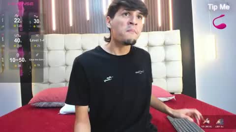 zack23__ online show from July 7, 3:20 am