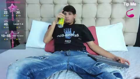 zack23__ online show from July 12, 3:19 am