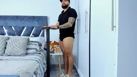 Richard online show from February 5, 1:05 pm