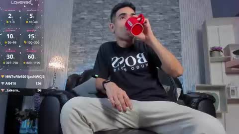 zack_joness10 online show from July 12, 4:25 am
