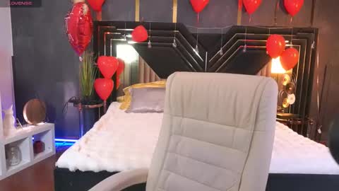 Zafiramoonn online show from February 19, 5:53 pm