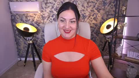Zafiramoonn online show from July 19, 2:10 pm