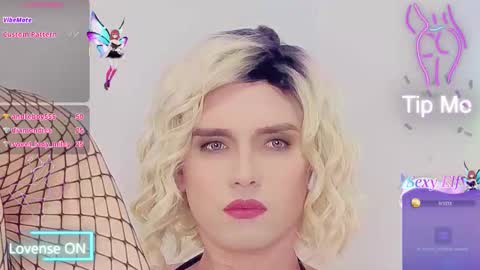 Snapshot of zagadka33333 chatting on February 15, 7:51 am Zagadka33333 online show from February 15, 7:51 am