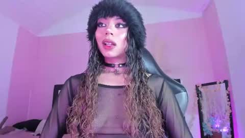 Snapshot of zahara___1 chatting on June 28, 4:07 am zahara___1 online show from June 28, 4:07 am