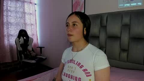Zaida online show from June 2, 8:22 pm