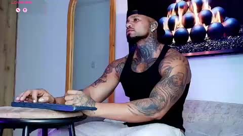 INSTAGRAM yormanfit7 online show from July 23, 9:24 pm