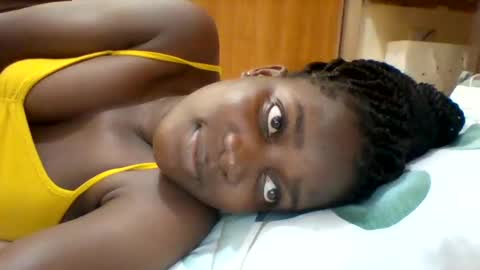 Snapshot of zainxxxx chatting on February 11, 1:41 pm zainxxxx online show from February 11, 1:41 pm