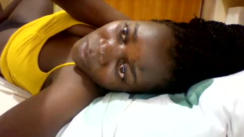 Snapshot of zainxxxx chatting on February 12, 4:23 am zainxxxx online show from February 12, 4:23 am