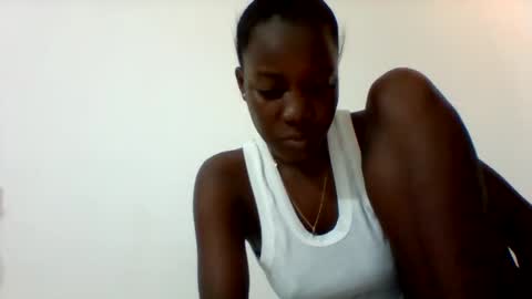 Snapshot of zainxxxx chatting on February 11, 8:14 pm zainxxxx online show from February 11, 8:14 pm