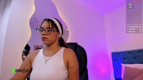 zaira online show from May 31, 5:20 pm