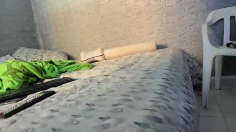 Snapshot of zamara__ chatting on June 29, 2:39 pm Zamara online show from June 29, 2:39 pm