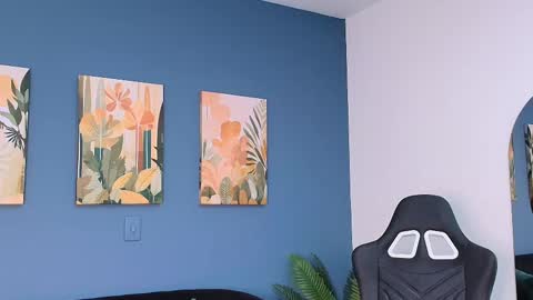 zamira_taylor online show from September 12, 2:44 am