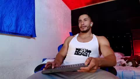 zanemaverick online show from April 18, 3:32 am