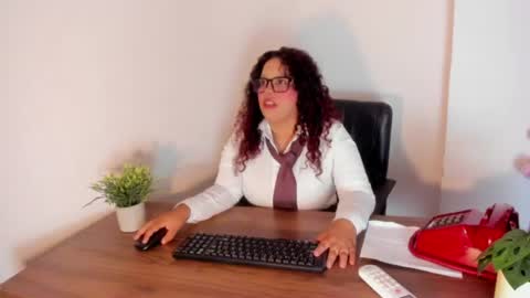 Snapshot of zara_holly_ chatting on July 4, 7:09 pm Zara online show from July 4, 7:09 pm