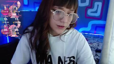 Snapshot of zara_sin chatting on October 11, 11:42 am Zara online show from October 11, 11:42 am