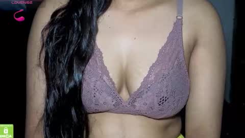 zararaina online show from March 15, 1:06 pm