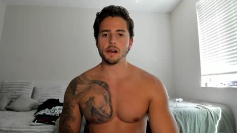 Snapshot of zaylanez chatting on March 31, 7:03 pm Zay lanez online show from March 31, 7:03 pm