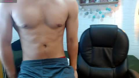 zayn_clausen online show from May 14, 6:47 pm