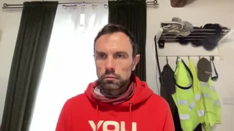 Snapshot of zaza2021 chatting on November 18, 8:30 am zaza2021 online show from November 18, 8:30 am