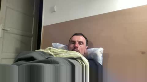 Snapshot of zaza2021 chatting on February 22, 7:34 pm zaza2021 online show from February 22, 7:34 pm