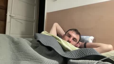 Snapshot of zaza2021 chatting on February 23, 9:01 pm zaza2021 online show from February 23, 9:01 pm