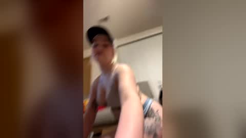 Snapshot of zazawild chatting on March 4, 9:48 am zazawild online show from March 4, 9:48 am