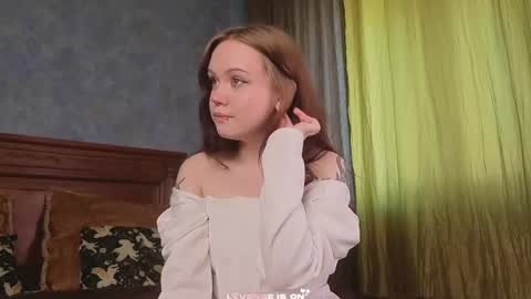 Emilia online show from July 20, 2:26 am