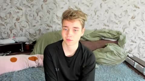 Ethan online show from May 18, 4:07 am